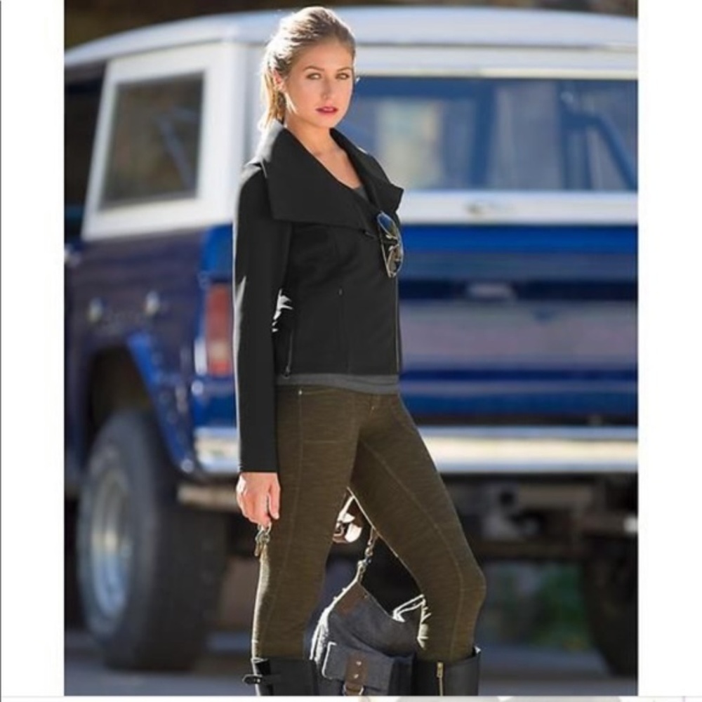 Athleta On The Move Moto Jacket Size XS
